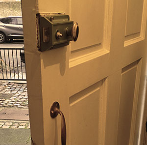 House Door Lock Replace